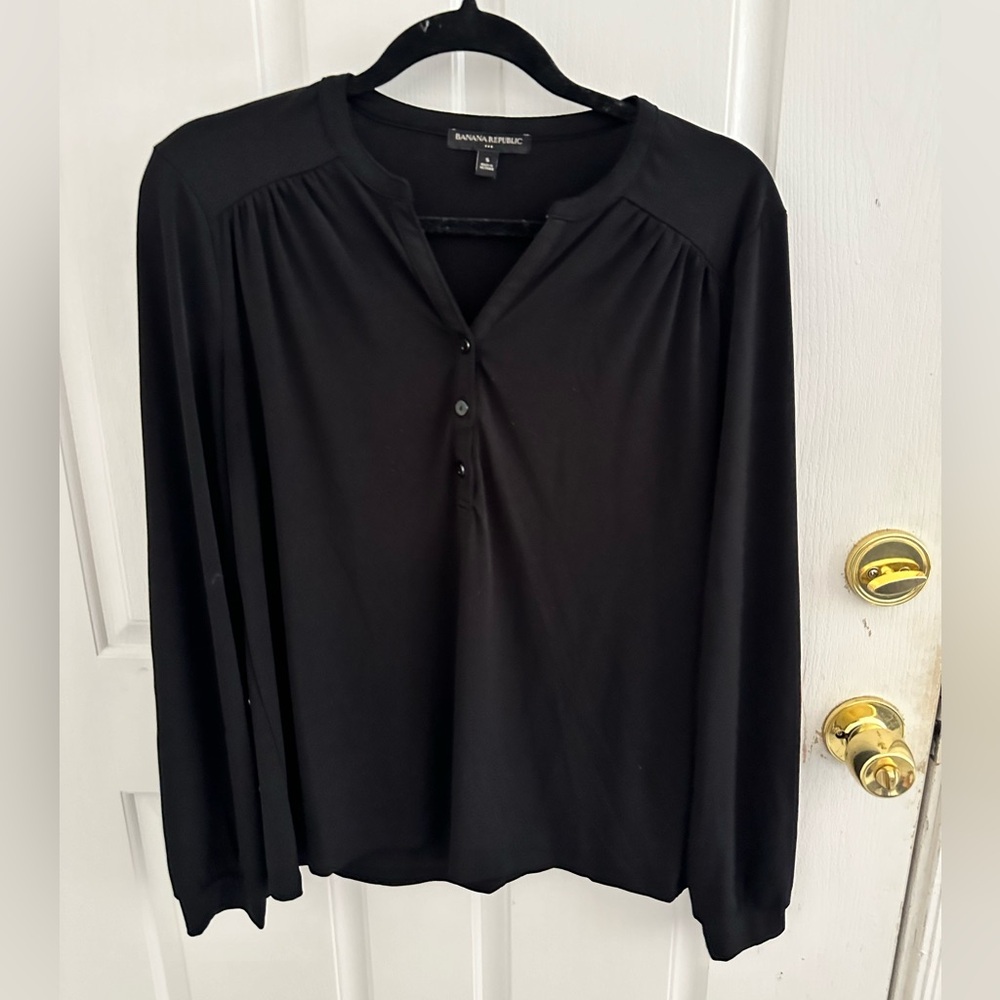 Banana Republic long sleeve
